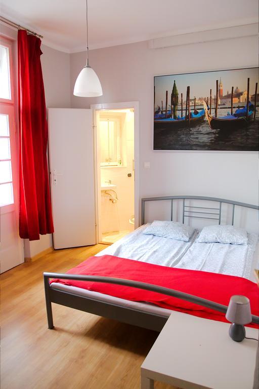Tramp Aparthostel Krakow Phòng bức ảnh