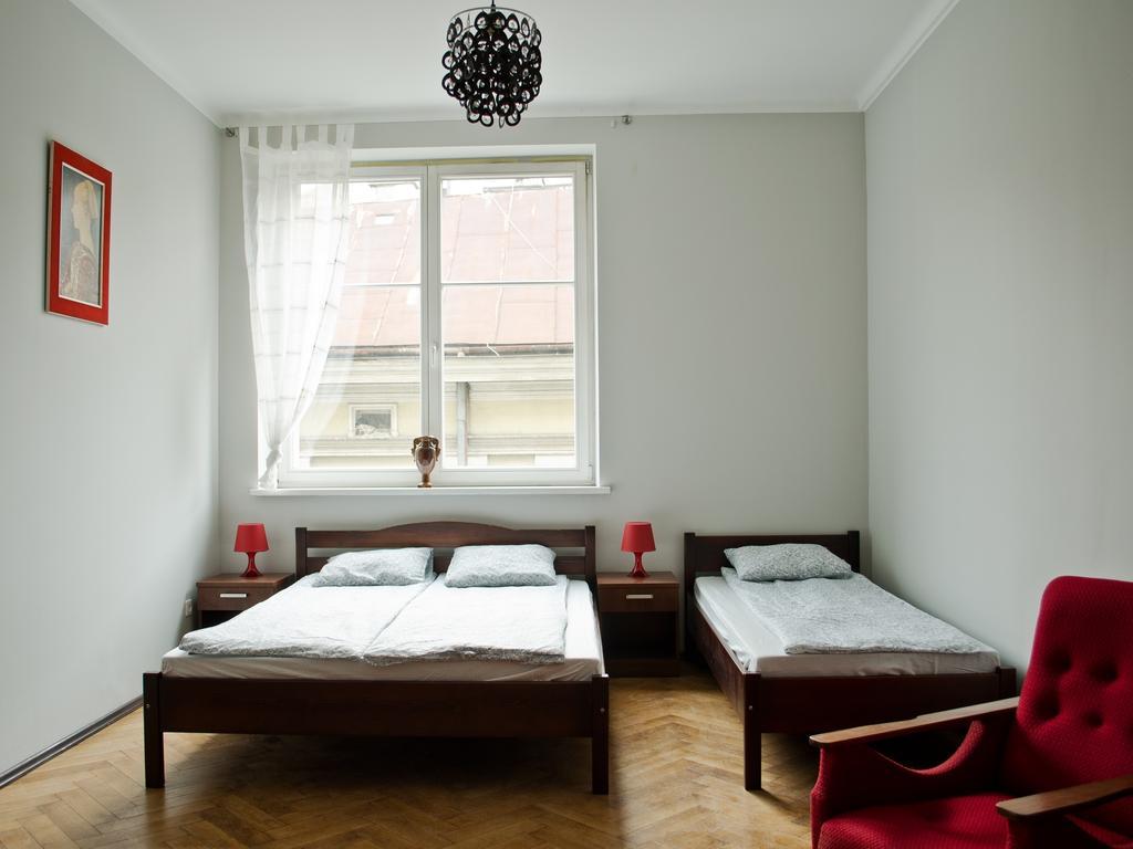 Tramp Aparthostel Krakow Ngoại thất bức ảnh